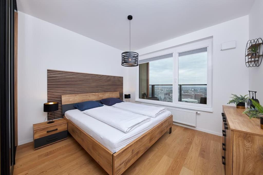 5Min2Centre, View & Free Parking Appartement Bratislava Buitenkant foto