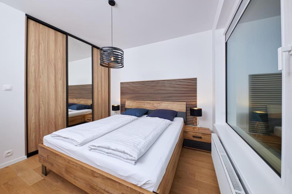 5Min2Centre, View & Free Parking Appartement Bratislava Buitenkant foto